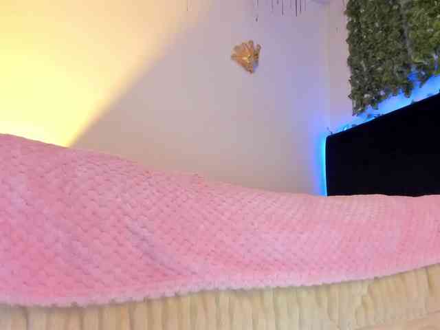 flylia01 webcam