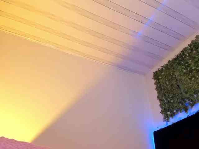 flylia01 webcam