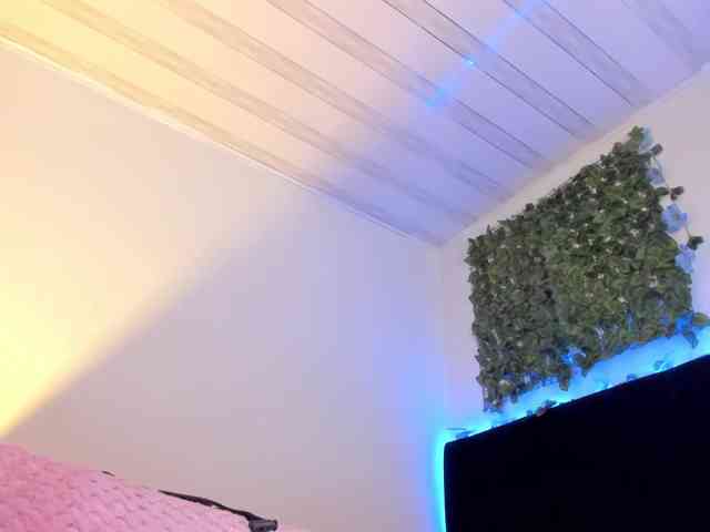 flylia01 webcam