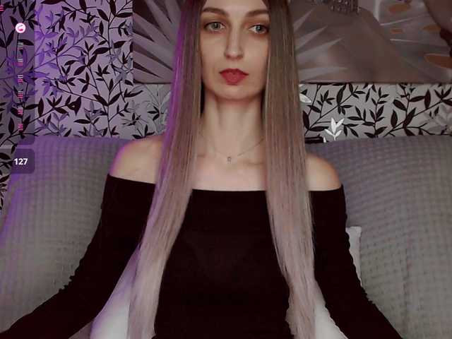 Amellea — live female cam