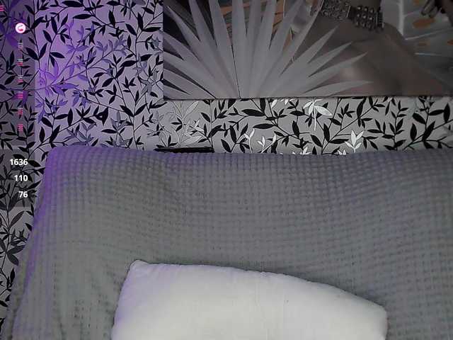 Amellea live cam on BongaCams
