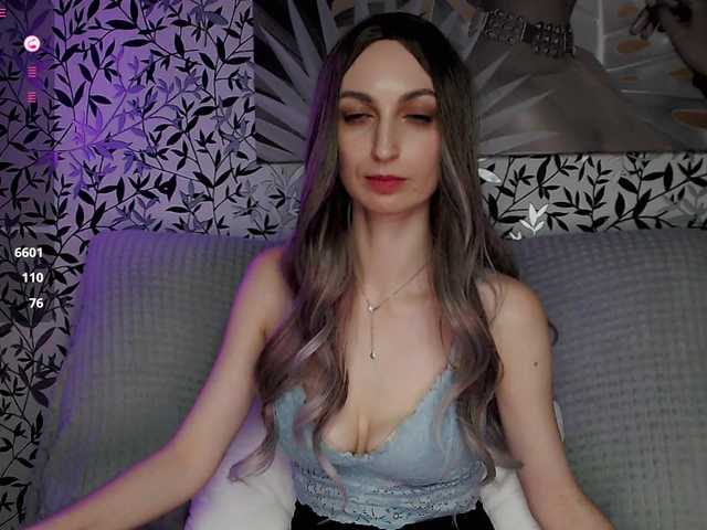 Amellea live cam on BongaCams