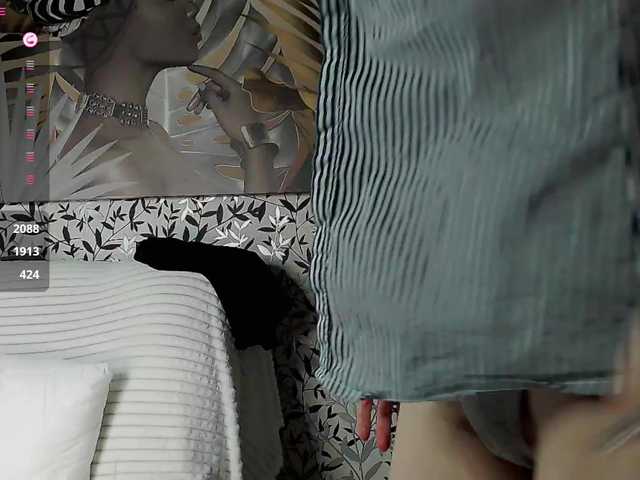 Amellea live cam on BongaCams