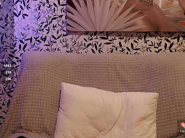 Amellea live cam on BongaCams