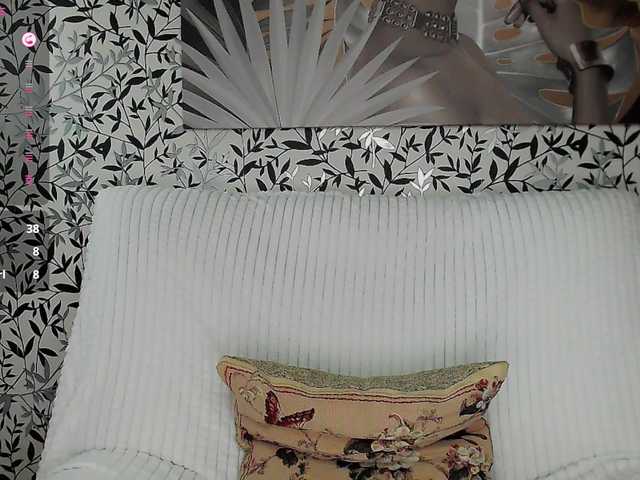 Amellea live cam