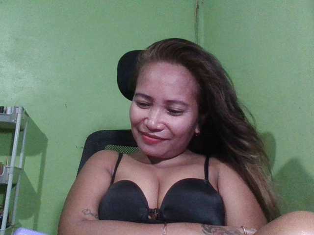 myoneandonly live cam on BongaCams
