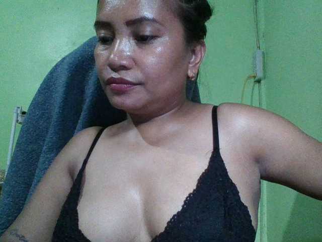 myoneandonly live cam su BongaCams