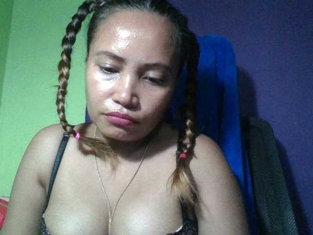 myoneandonly live cam on BongaCams