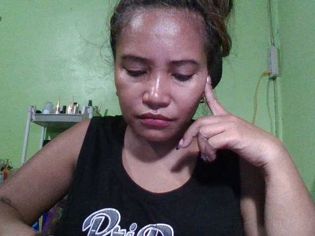 myoneandonly live cam on BongaCams
