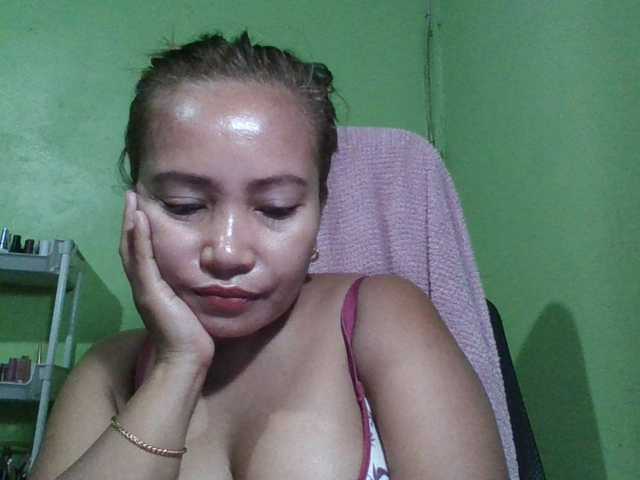 myoneandonly live cam on BongaCams