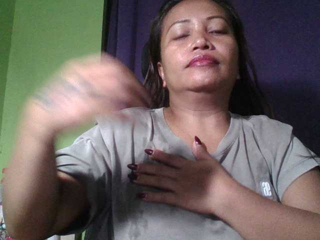 myoneandonly live cam on BongaCams