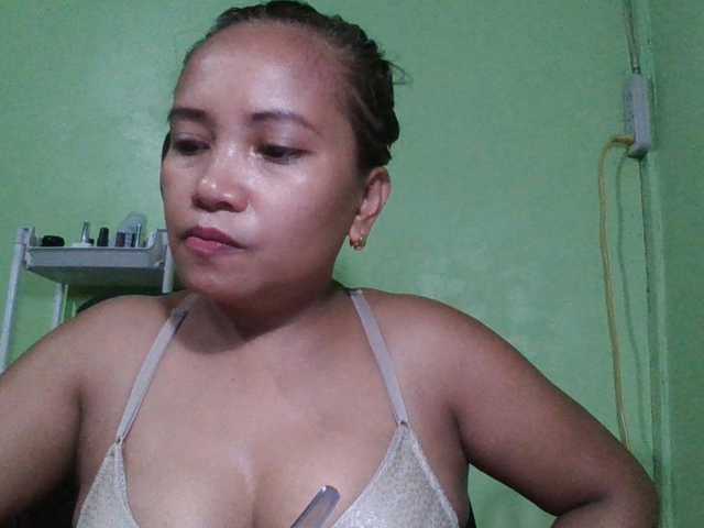 myoneandonly live cam on BongaCams