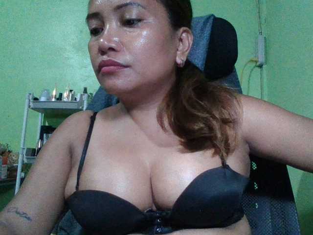 myoneandonly live webcam show