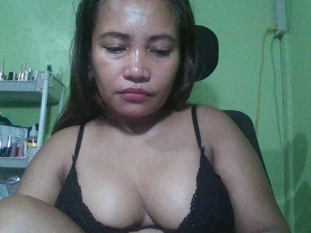 myoneandonly live cam on BongaCams