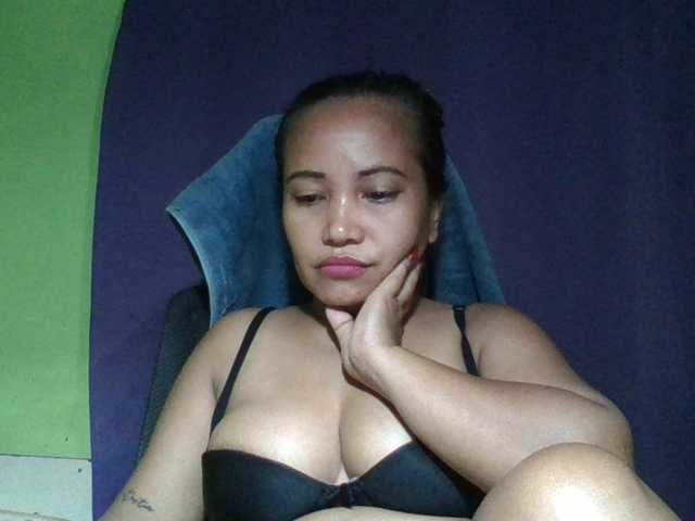 myoneandonly live cam preview