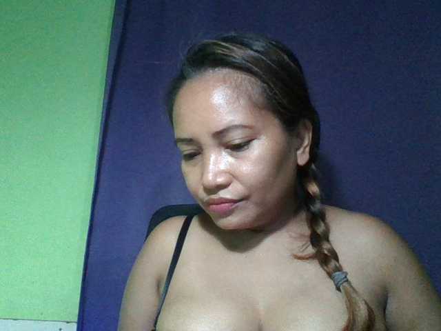 myoneandonly live cam on BongaCams