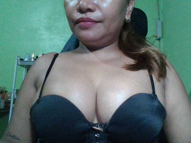 myoneandonly live webcam show