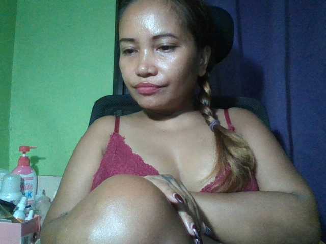 myoneandonly live cam on BongaCams