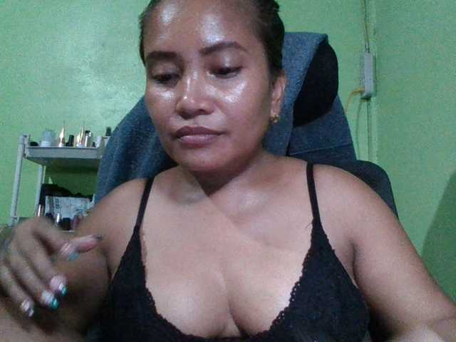 myoneandonly live cam on BongaCams