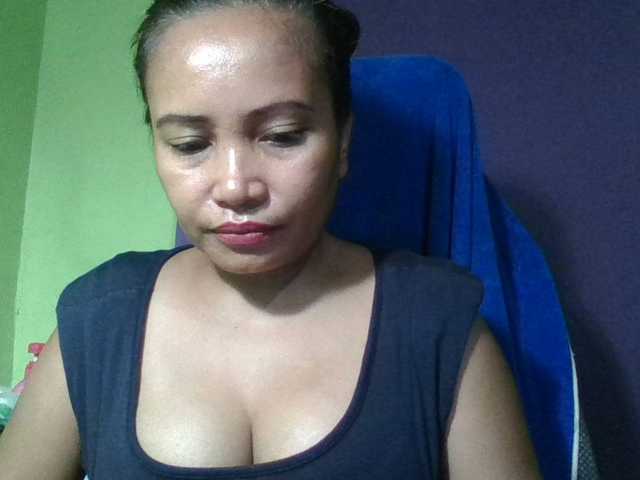 myoneandonly live cam on BongaCams