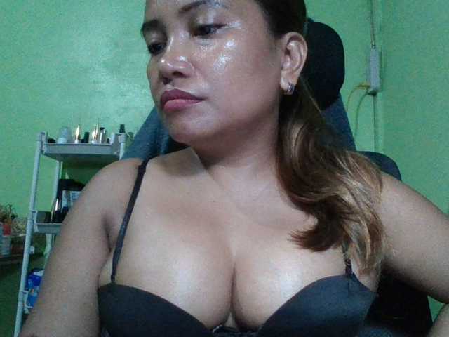 myoneandonly live webcam show