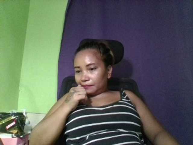 myoneandonly live cam on BongaCams