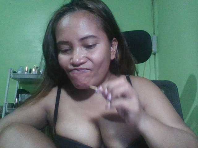 myoneandonly live cam on BongaCams