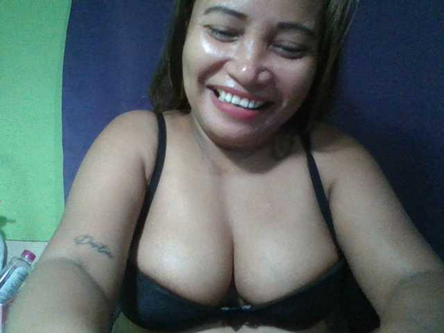 emmannuele live cam preview