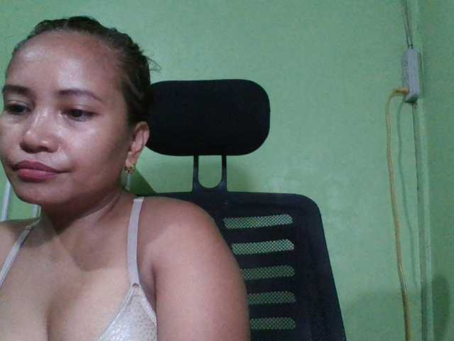 myoneandonly live cam on BongaCams