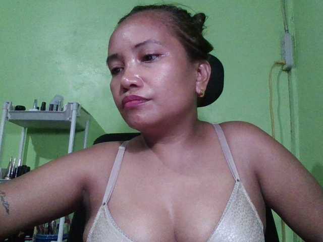 myoneandonly live cam on BongaCams