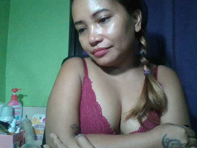 myoneandonly live cam on BongaCams