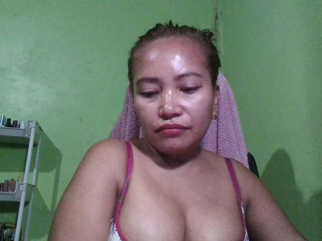 myoneandonly live cam on BongaCams