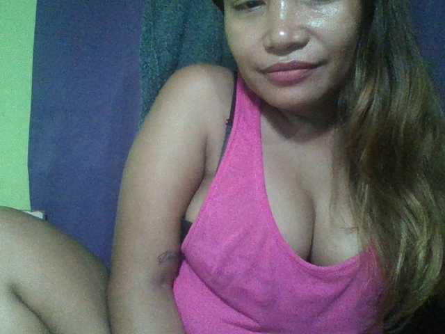myoneandonly live cam on BongaCams