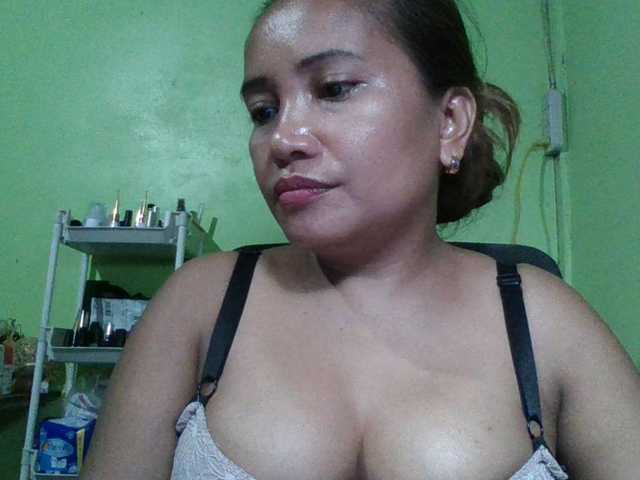 myoneandonly live cam on BongaCams