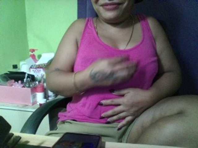 myoneandonly live cam