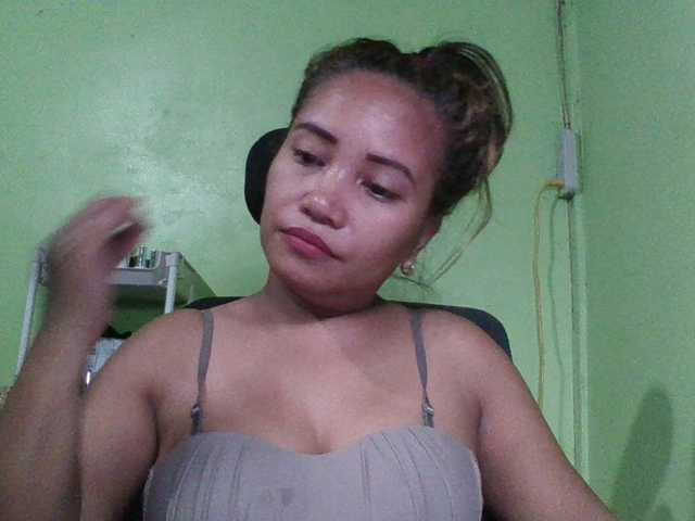 myoneandonly live cam on BongaCams