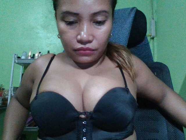 myoneandonly live webcam show
