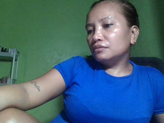 myoneandonly live cam on BongaCams