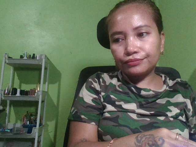 myoneandonly live cam on BongaCams