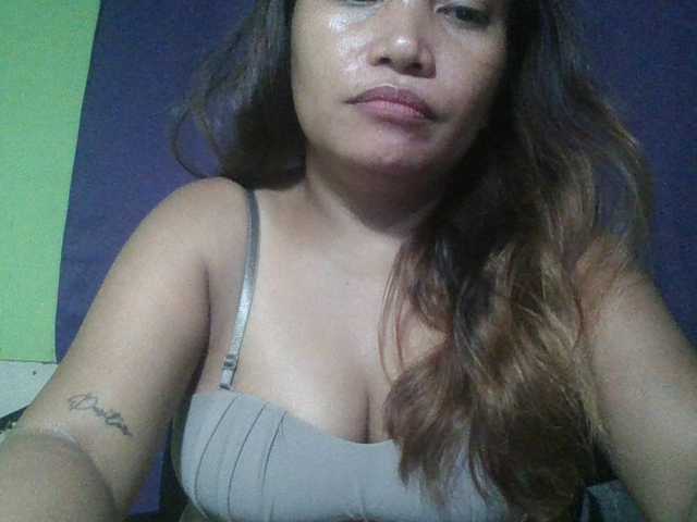 myoneandonly live cam on BongaCams
