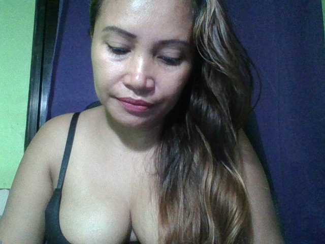myoneandonly live cam on BongaCams