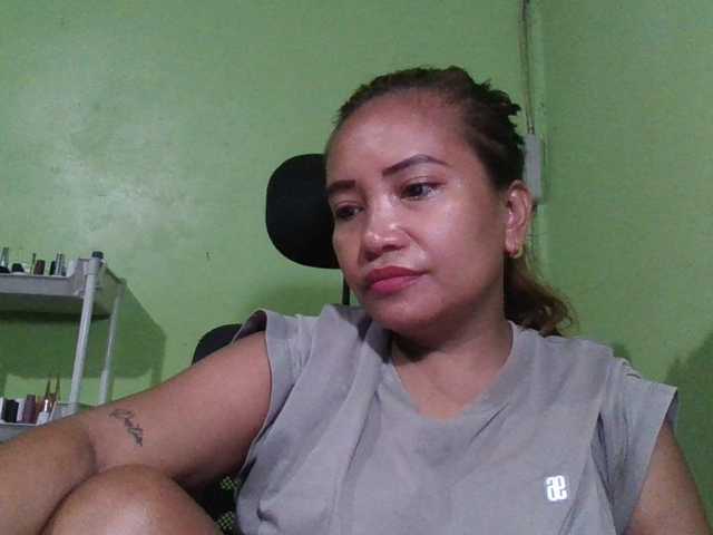 myoneandonly live cam on BongaCams