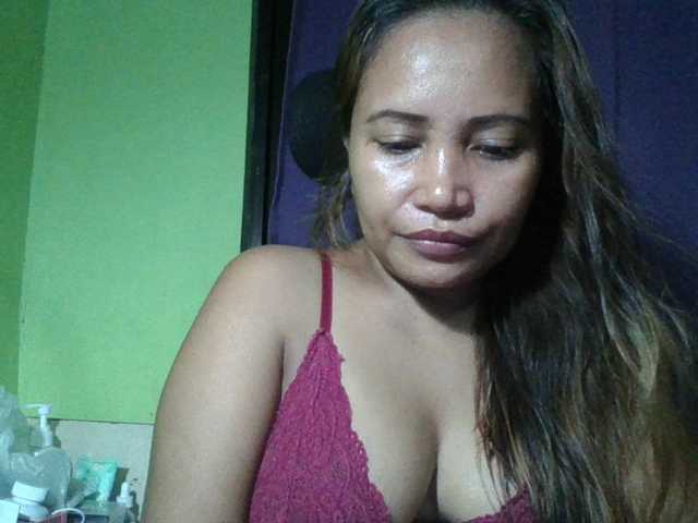 myoneandonly live cam on BongaCams