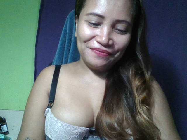 myoneandonly live cam on BongaCams