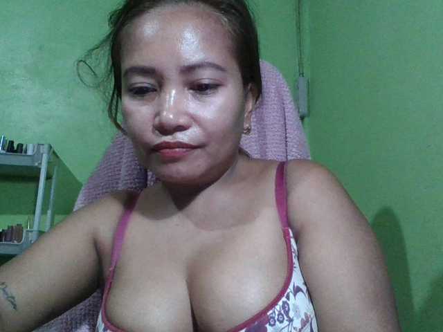 myoneandonly live cam on BongaCams