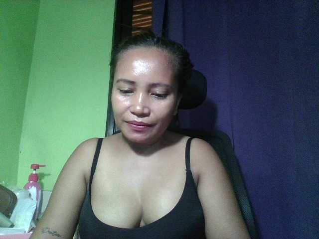 emmannuele live cam preview