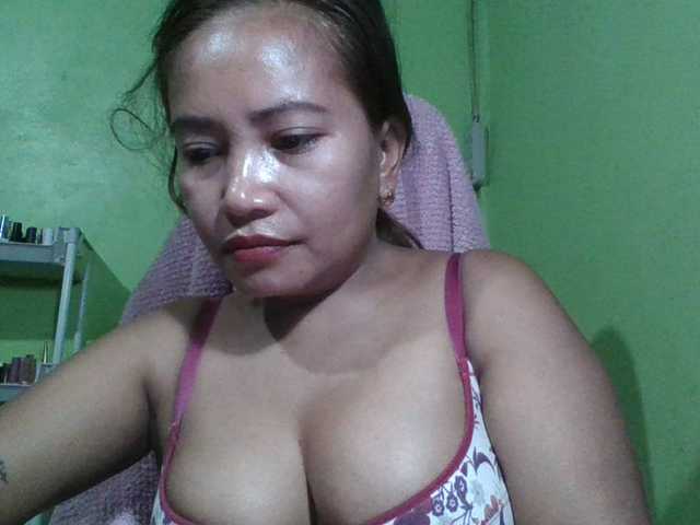 myoneandonly live cam on BongaCams