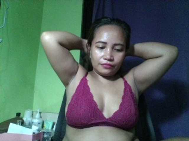 myoneandonly live cam on BongaCams