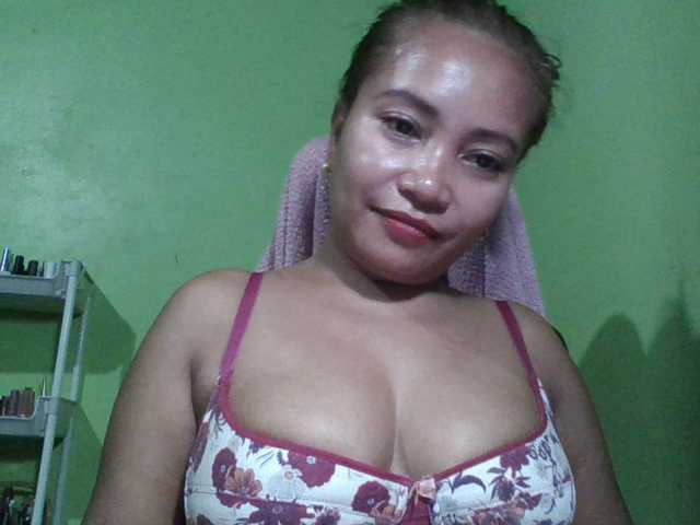 myoneandonly live cam on BongaCams