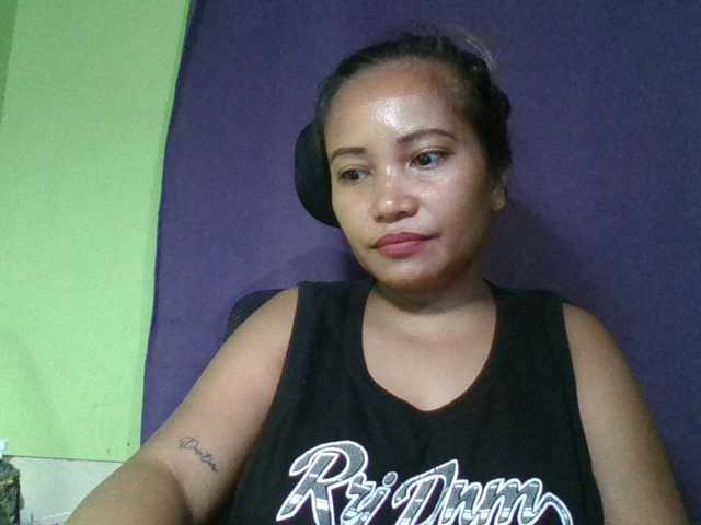 myoneandonly live cam on BongaCams